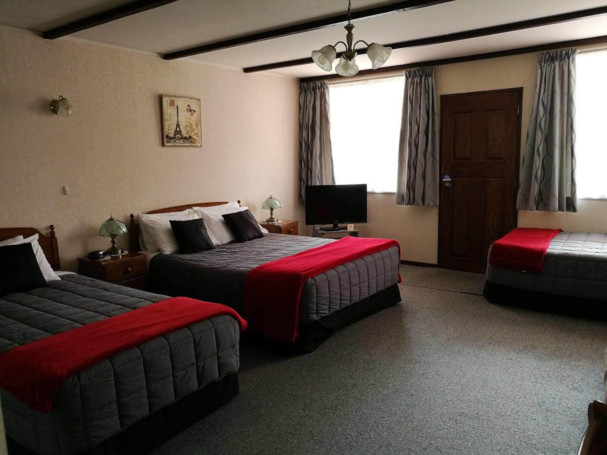 Hacienda Motel 인버카길 외부 사진